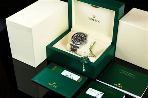 rolex guarantee in serial 6 4 million|how long is rolex warranty.